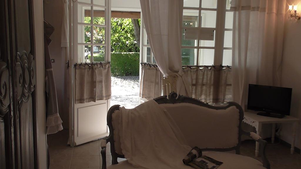 Cottage "Le Bleu D'Orage" Domaine De 7Ha Au Calme Vimoutiers Room photo